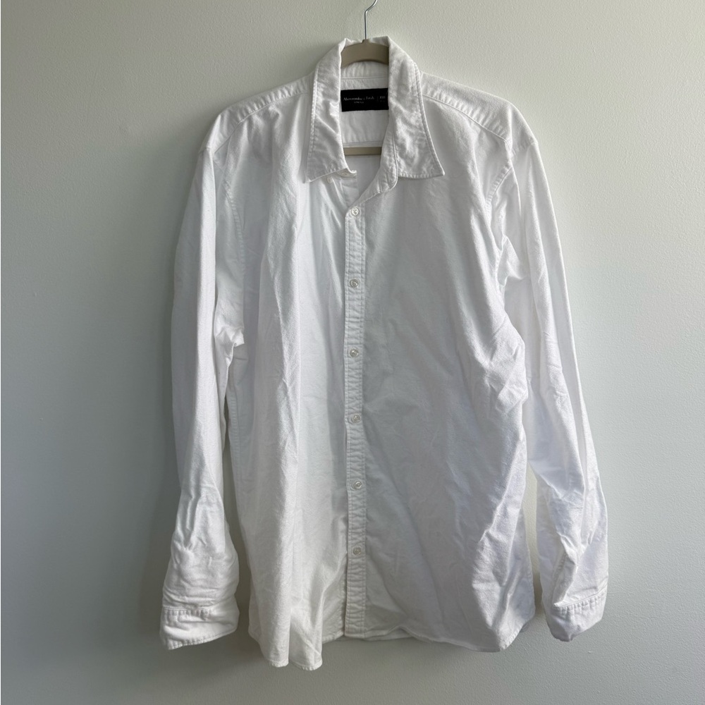 Abercrombie & Fitch White Men's Long-Sleeve Button-Up Shirt